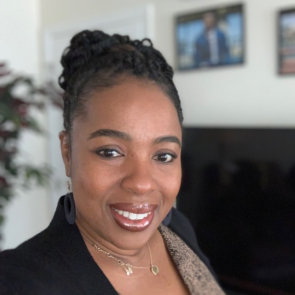 Meet your Posher, Rob - Picture 2 of 2